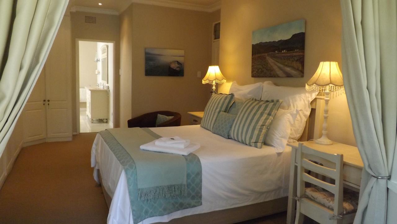 Tiree B&B โจฮันเนสเบิร์ก ภายนอก รูปภาพ