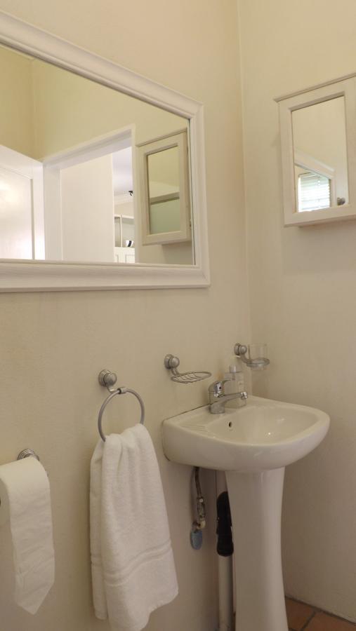 Tiree B&B โจฮันเนสเบิร์ก ภายนอก รูปภาพ