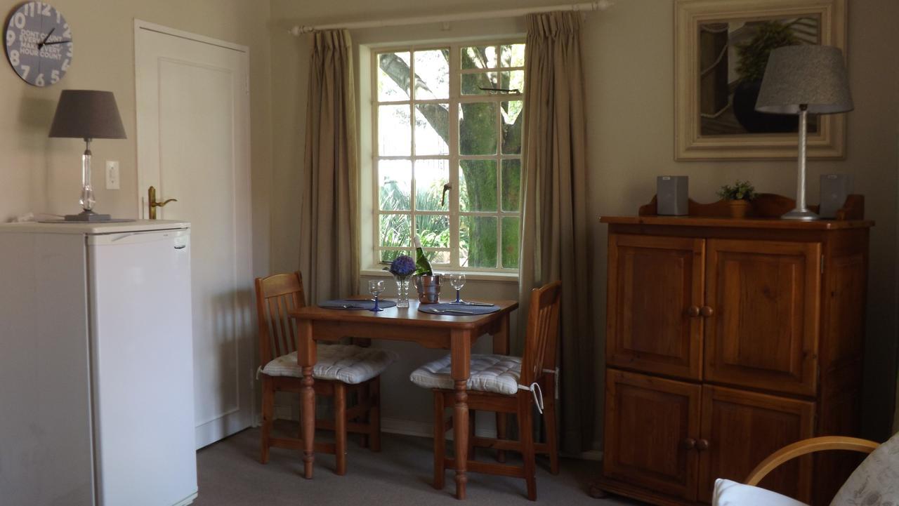 Tiree B&B โจฮันเนสเบิร์ก ภายนอก รูปภาพ
